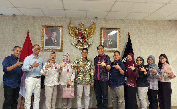 With Directorate of Fine Arts and Performing Arts, Ministry of Creative Economy Team